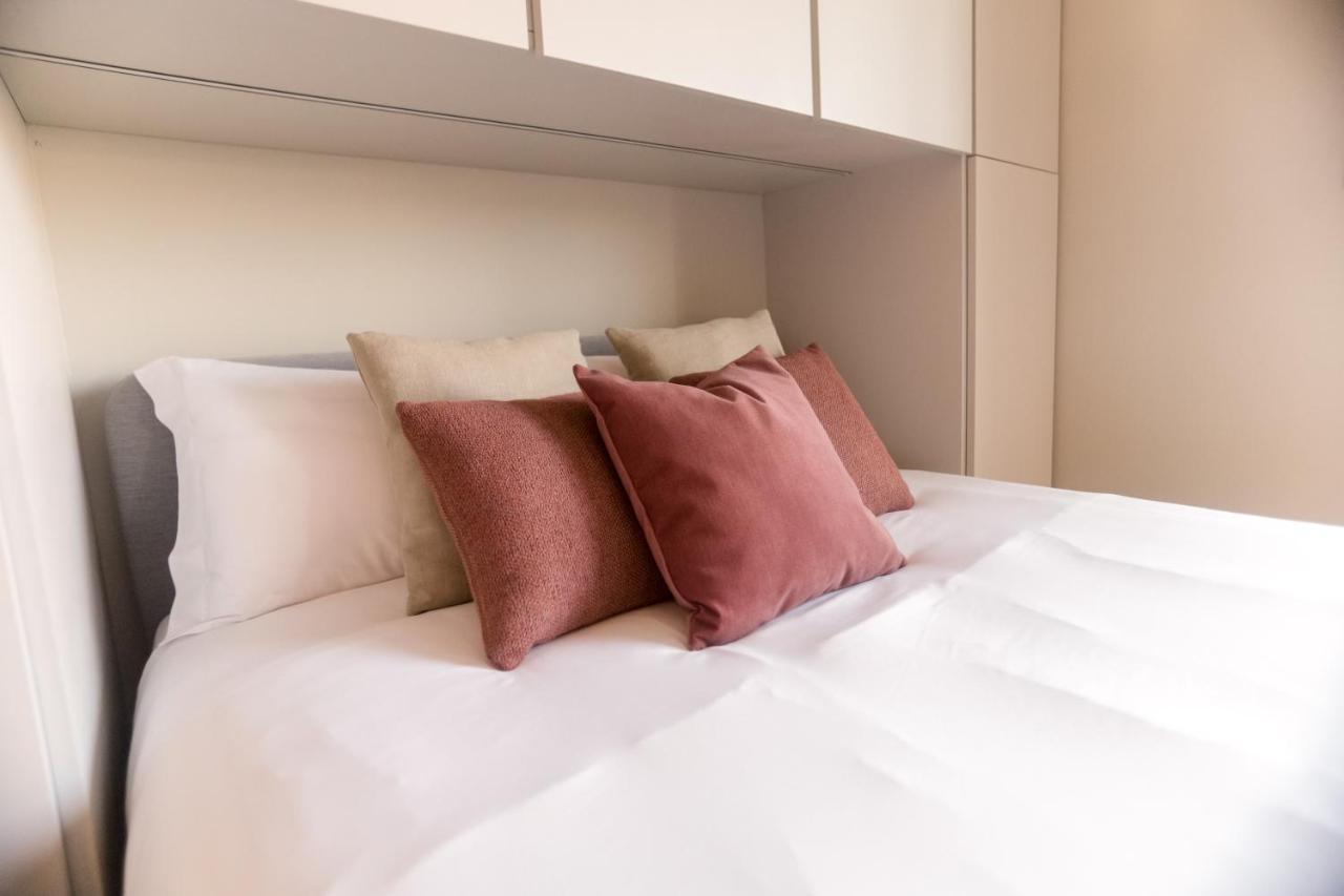 Alegria Suites By Porto City Hosts المظهر الخارجي الصورة
